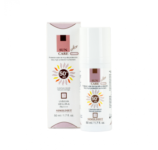 Tonuojantis veido kremas nuo saulės su SPF 50+ ir mineraliniais filtrais Light, 50ml