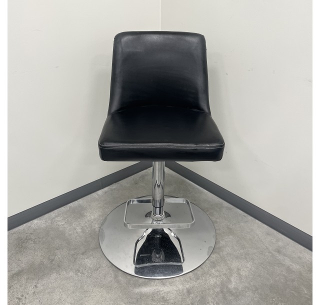 Aukšta besisukanti kėdė visažistui, kosmetikui (naudota)